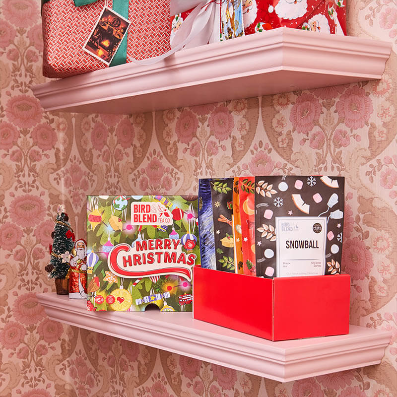 christmas loose leaf selection box on shelf